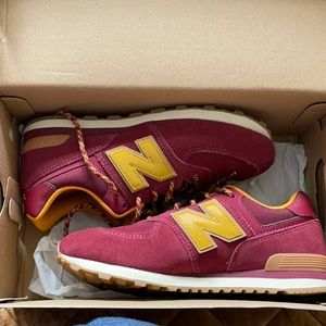 Burgundy new balances